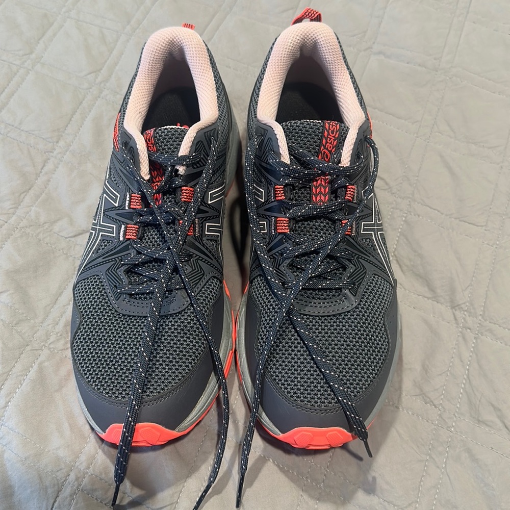 ASICS Women's Gel-Venture 8 Running Shoes